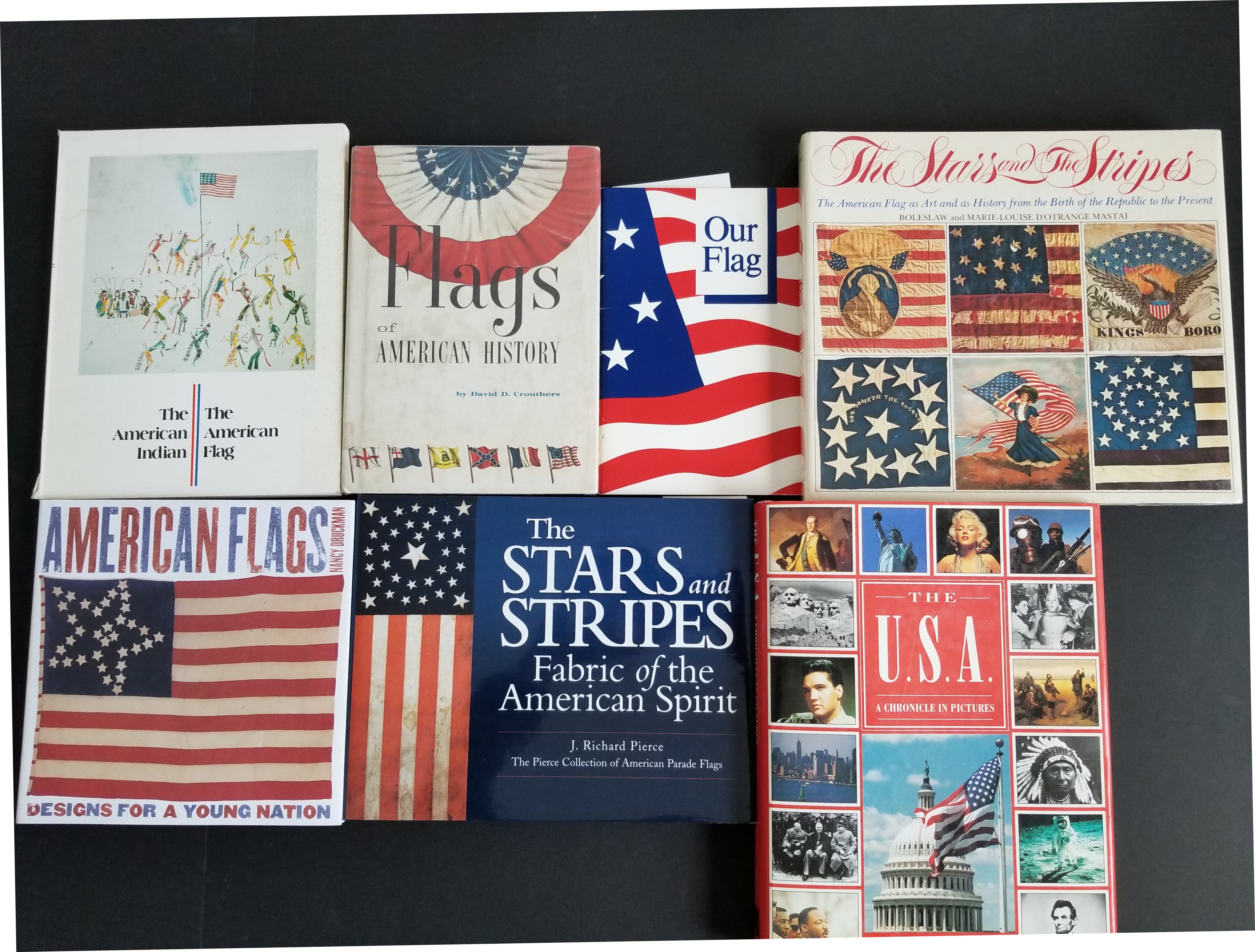 7 BOOKS FEATURING THE AMERICAN FLAG